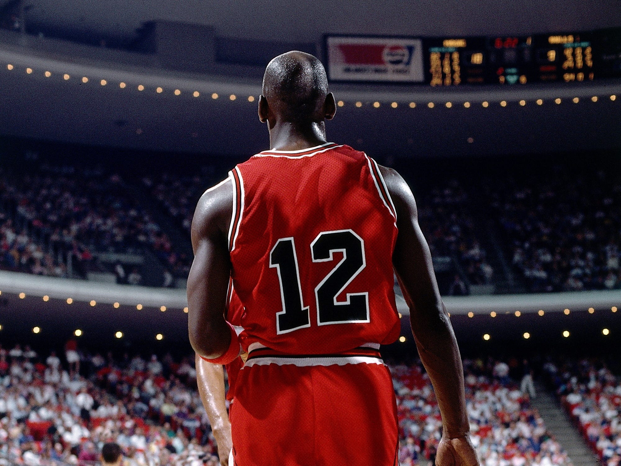 michael jordan wearing black jersey